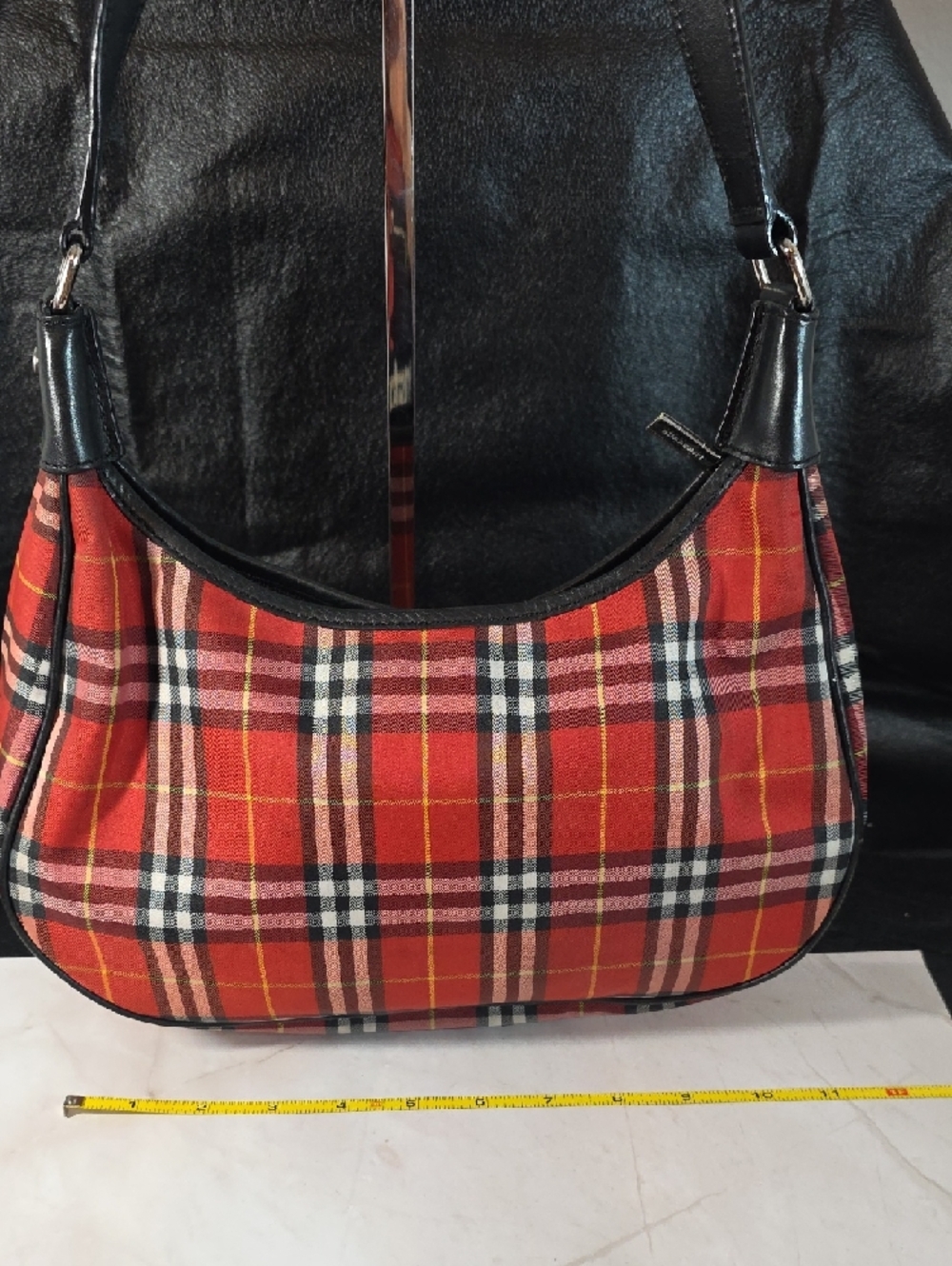 Burberry Red Plaid Shoulder Bag with Black Trim - Picture 2 of 15